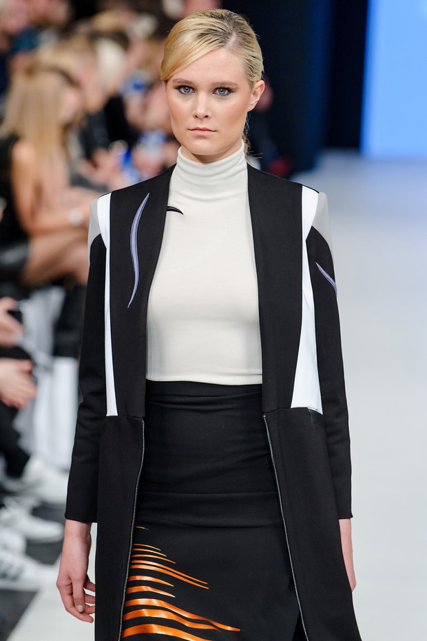 pokaz kolekcji Jacob Birge Vision wiosna lato 2016 na Fashion Philosophy Fashion Week Poland 0437
