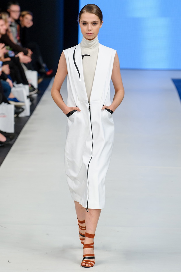 pokaz kolekcji Jacob Birge Vision wiosna lato 2016 na Fashion Philosophy Fashion Week Poland 0448