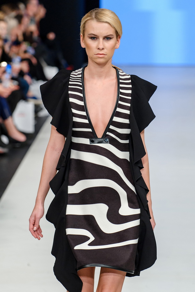 pokaz kolekcji Jacob Birge Vision wiosna lato 2016 na Fashion Philosophy Fashion Week Poland 0484