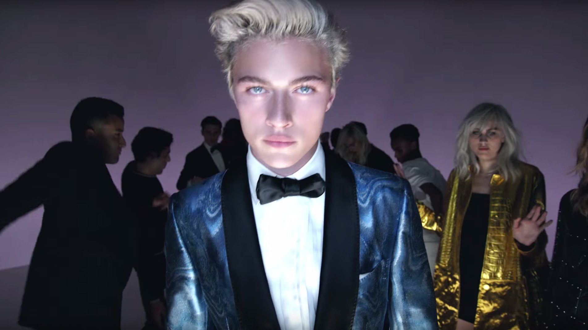 Lucky-Blue-Smith-Tom-Ford-Spring-Summer-2016-Video