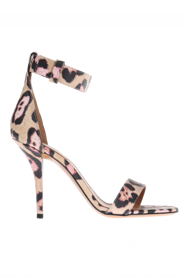 Givenchy1