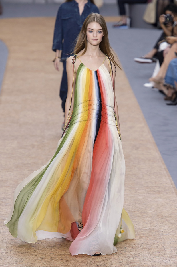 Chloe S16 073