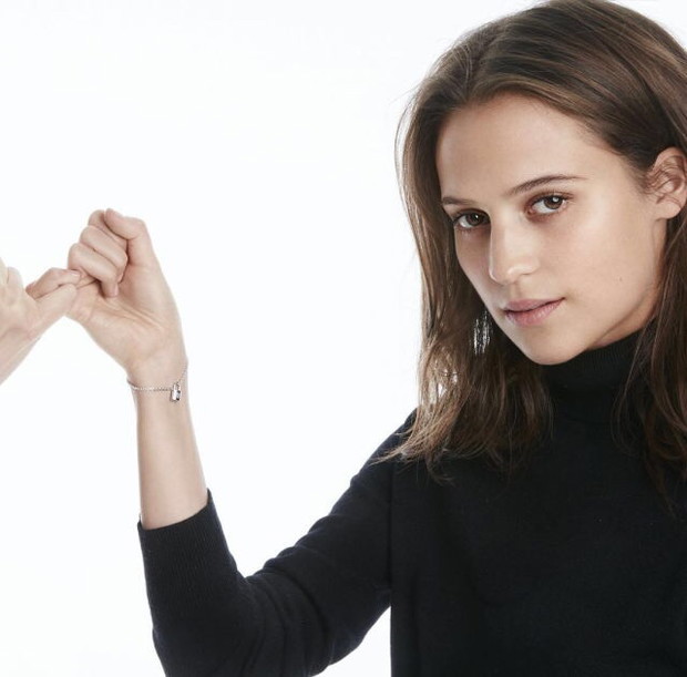 ALicia Vikander