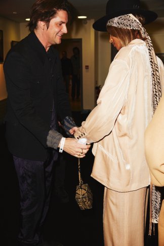 backstage3_low