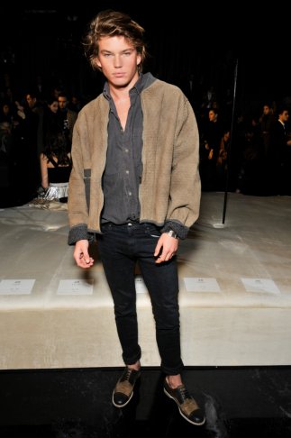 hm-studio-jordan-barret-wearing-hm_low