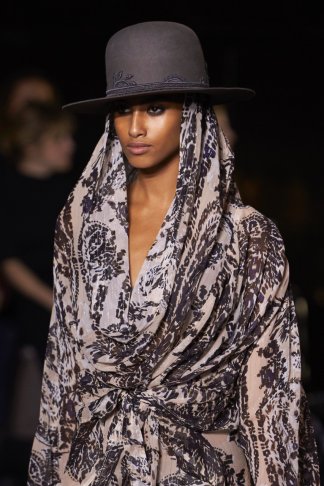runway_details_03_low