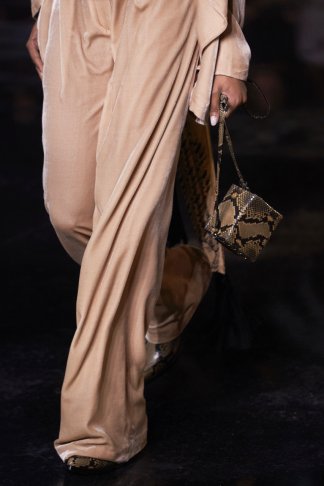 runway_details_07_low