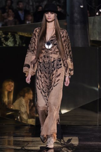 Runway19_low