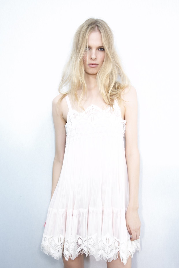Chloe fsh S16 019