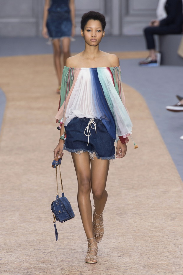 Chloe S16 063
