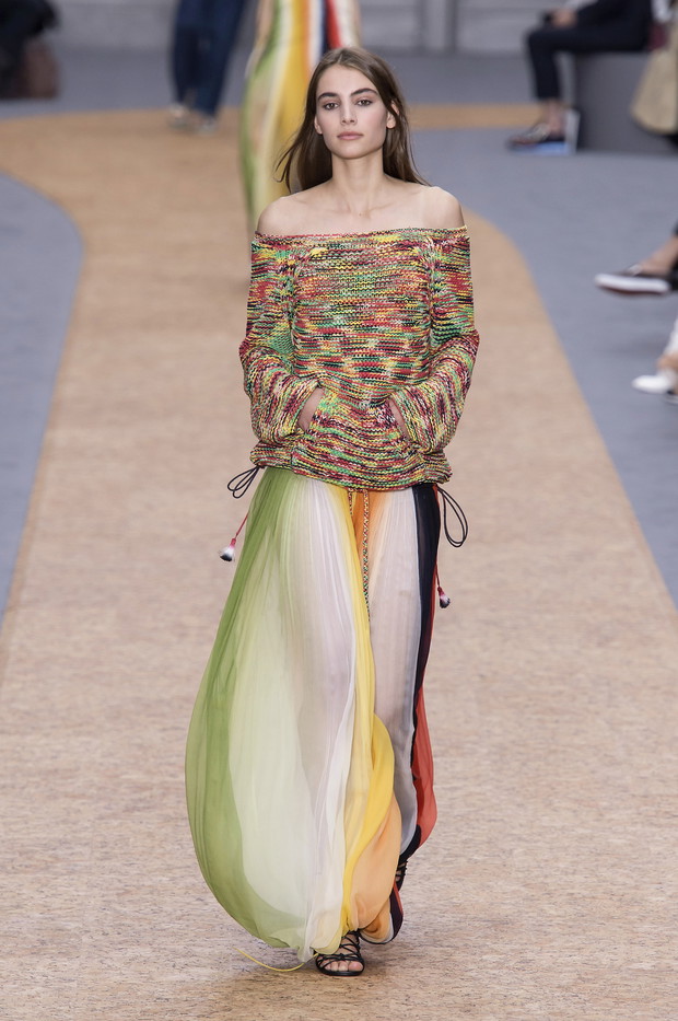 Chloe S16 069