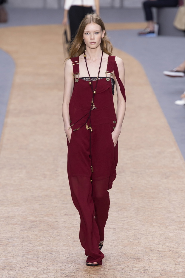 Chloe S16 089