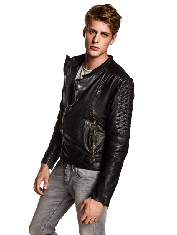 jakob-kosel-i-adam-kaszewski-w-lookbooku-vistula-wiosna-lato-2016-fot-serwis-prasowy.png-30