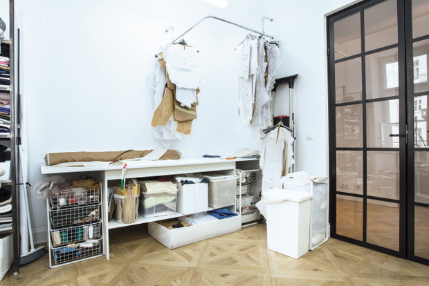 303 Avenue Showroom, Mokotowska 40/3