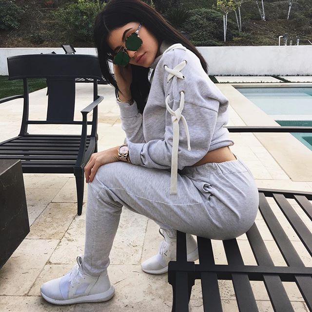 Kylie Jenner Tubular 2