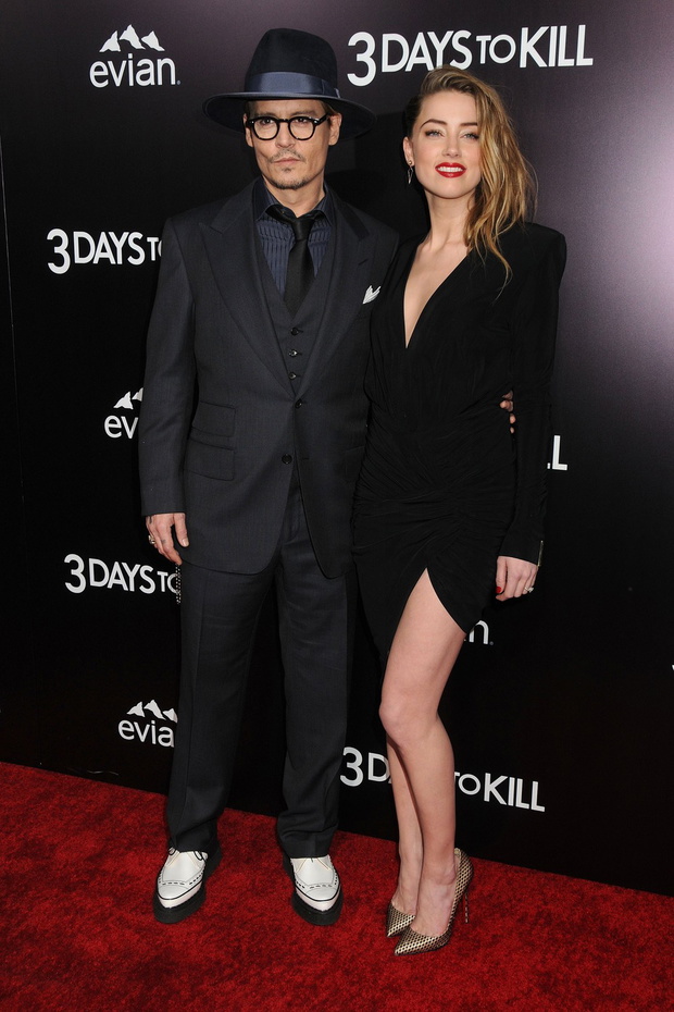 Amber Heard i Johnny Depp rozwodzą się / East News