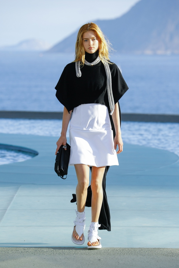 Louis-Vuitton-Cruise-2017-19