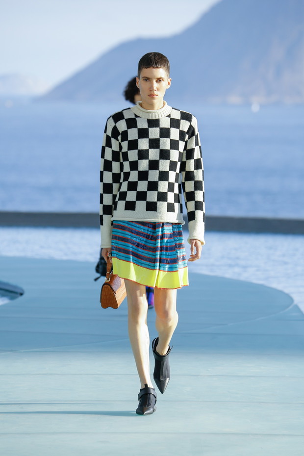Louis-Vuitton-Cruise-2017-29