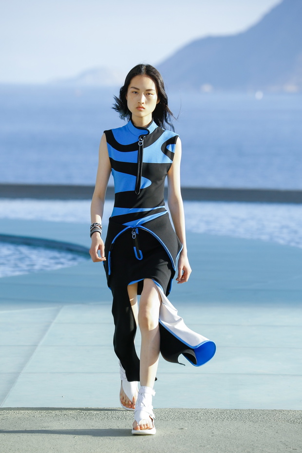 Louis-Vuitton-Cruise-2017-37