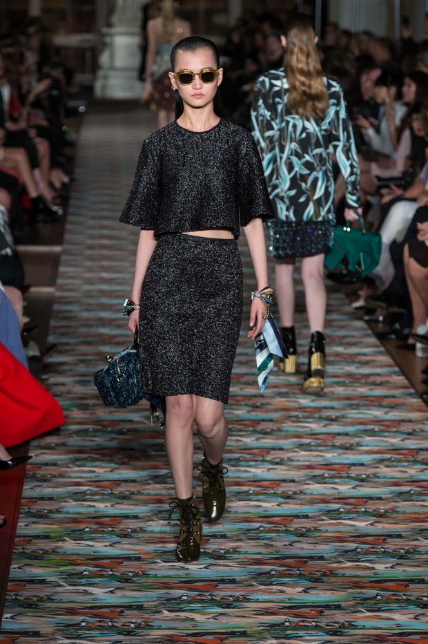 dior-resort-2017-25
