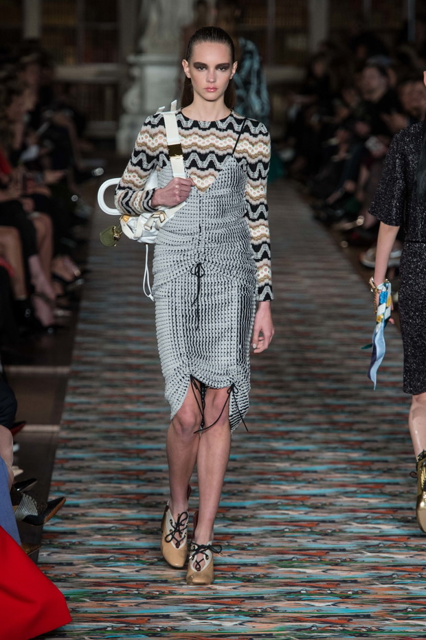 dior-resort-2017-26