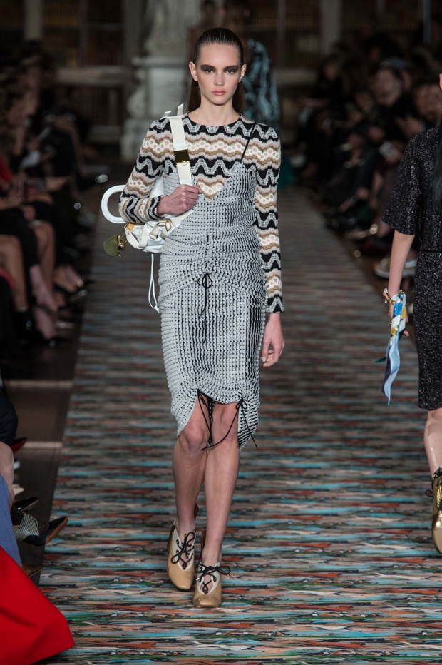 dior-resort-2017-26