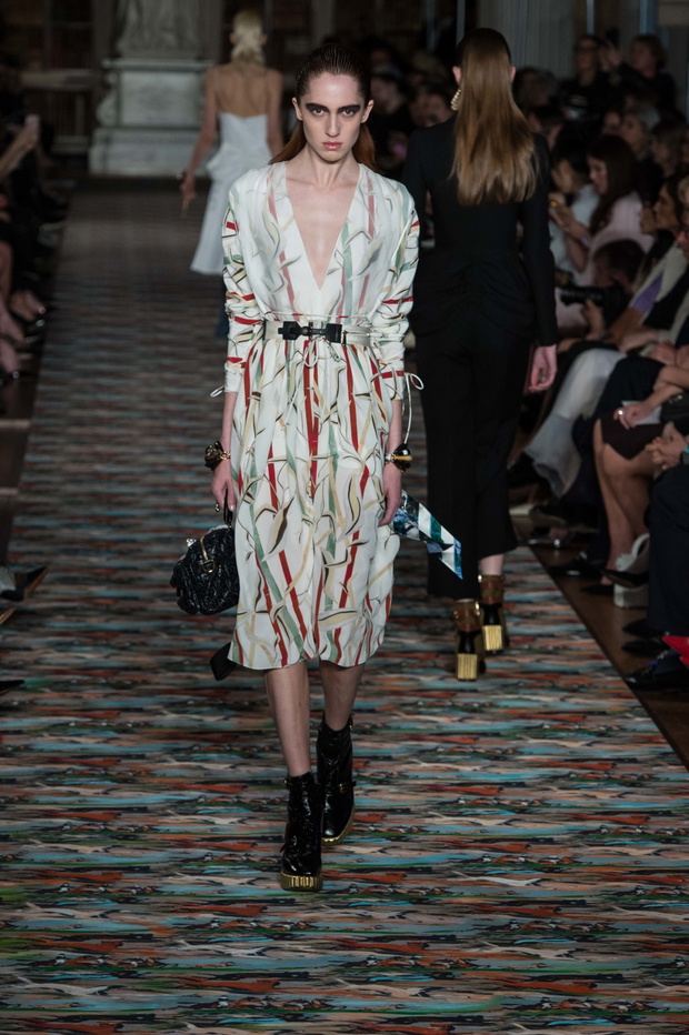 dior-resort-2017-38