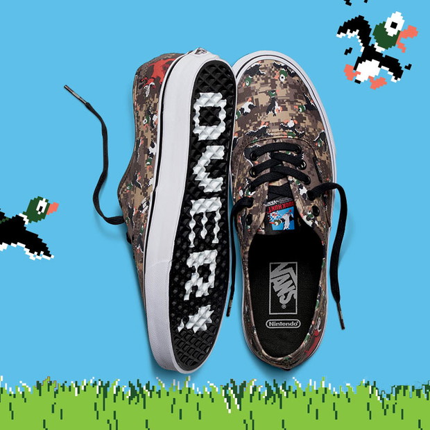 FA16-NintendoApparel_MnNintendoSsTee_White_Fold-ELEVATED