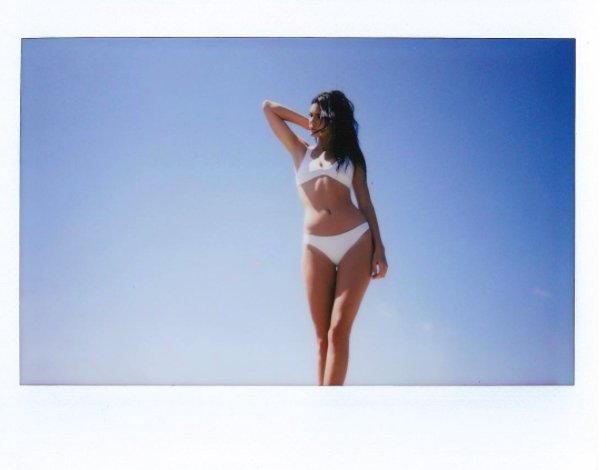 kendall-jenner-kylie-jenner-topshop-6