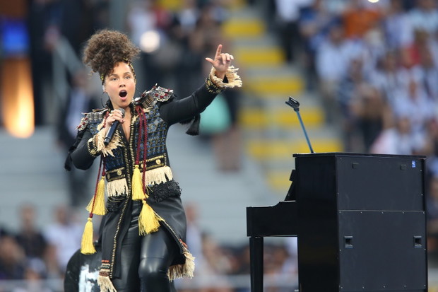 Alicia-Keys-bez-makijazu-11
