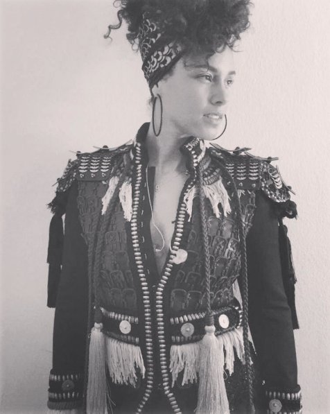 Alicia-Keys-bez-makijazu-3