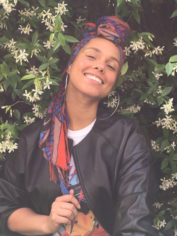 Alicia-Keys-bez-makijazu-7