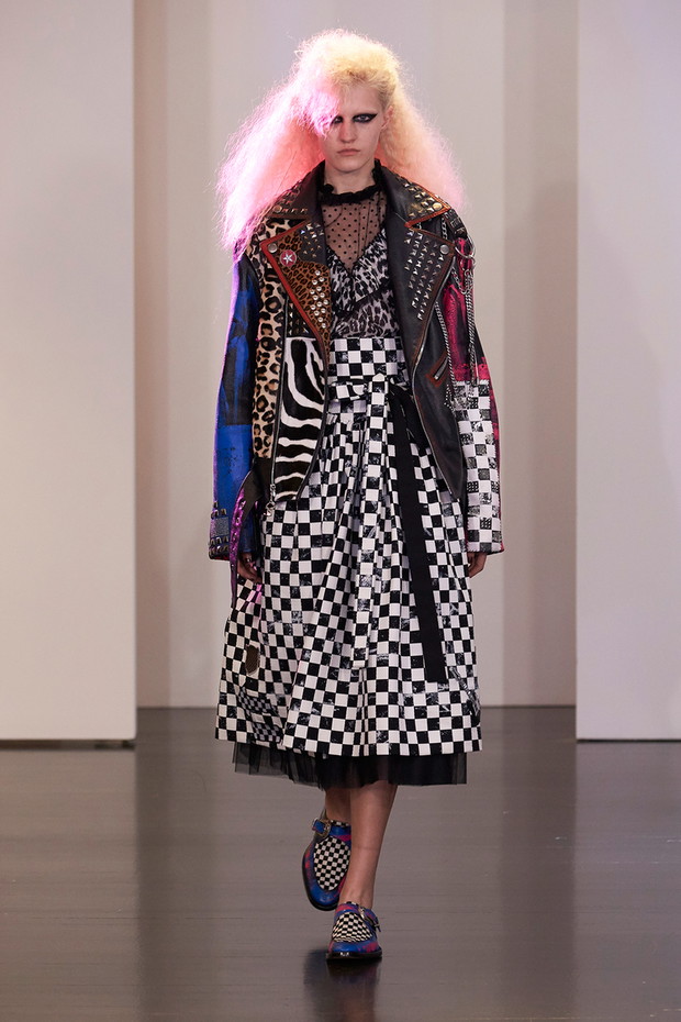 Look_1