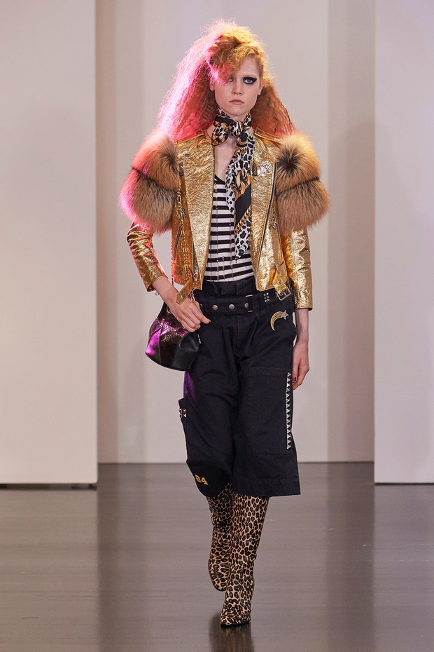 Look_11
