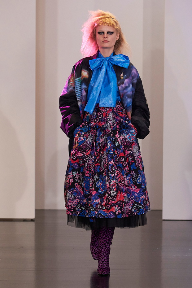 Look_21