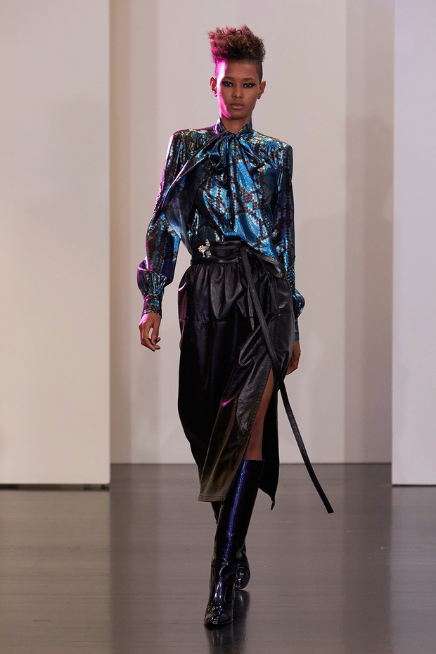 Look_25