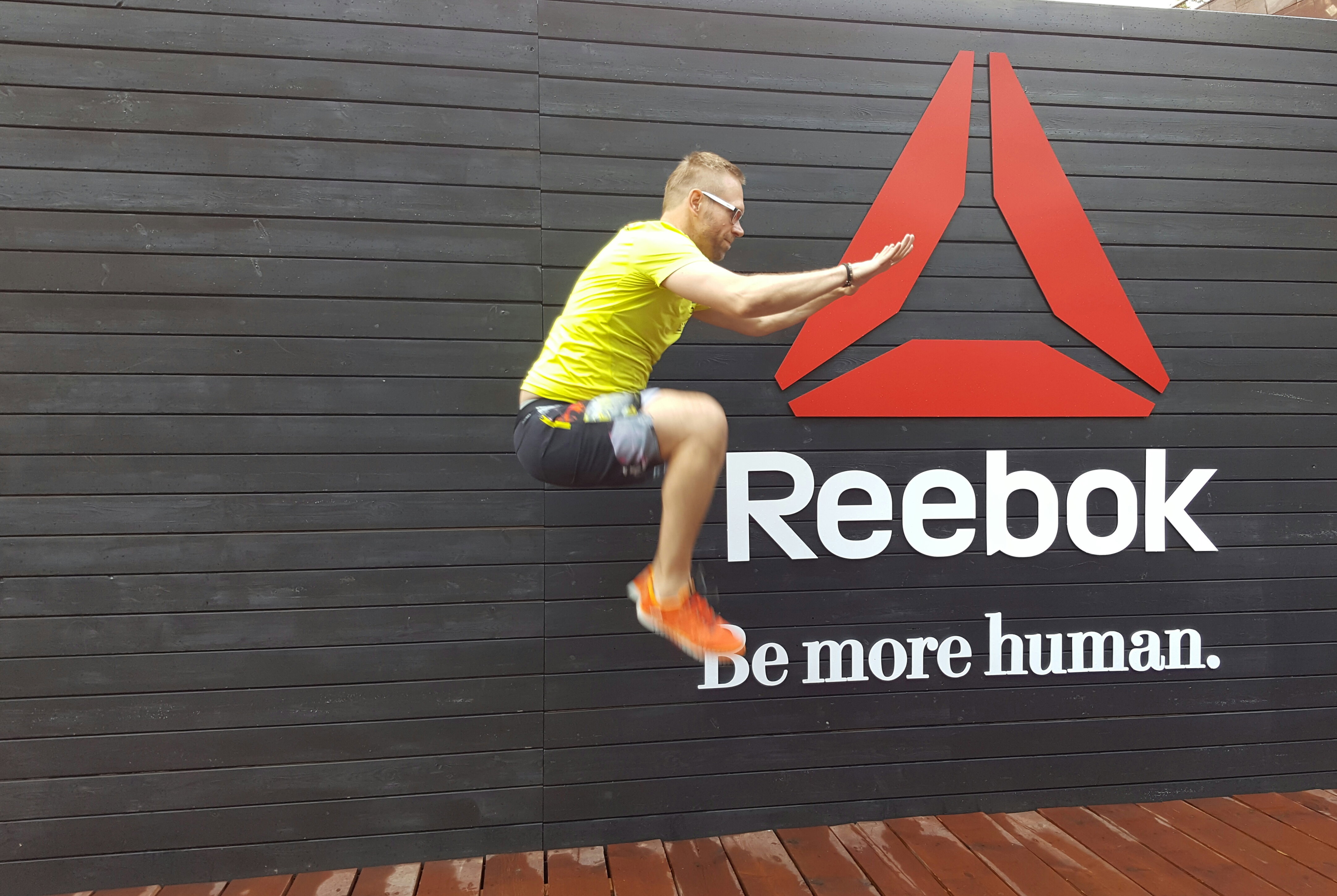 STREAMING LIVE ze strefy Reebok POP-UP STORE w Warszawie - BODYPUMP z Piotrem Kaczmarczykiem