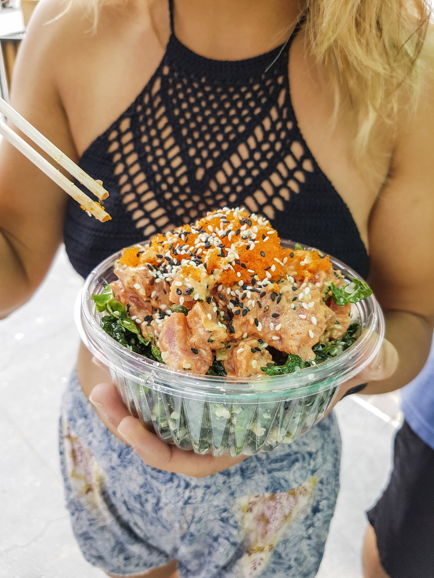Poke bowl przepis na bowla z łososiem