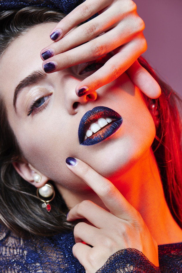 Angelika Banach w sesji Dior Rouge