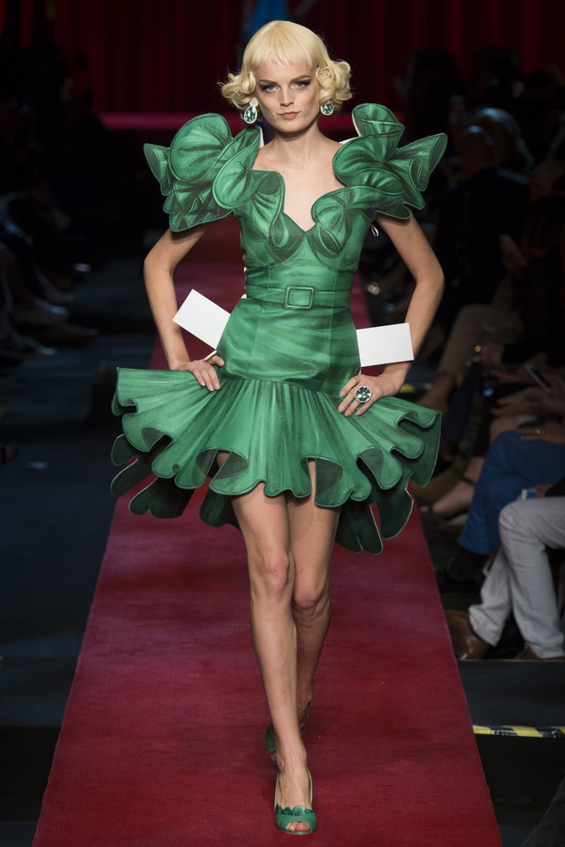 Moschino Wiosna 2017