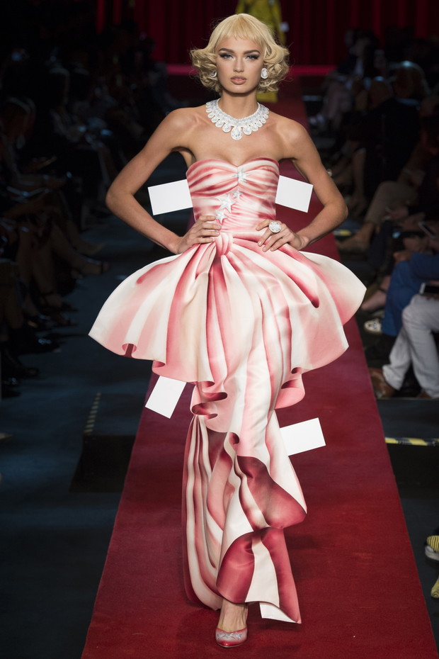 Moschino Wiosna 2017