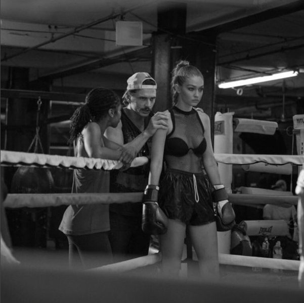 Gigi Hadid x Stuart Weitzman jesień 2016