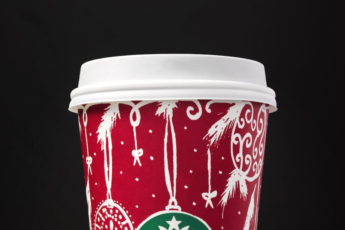 13 świątecznych kubków Starbucksa