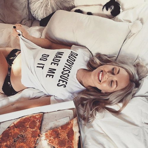 Tumblr #girlswithgluten