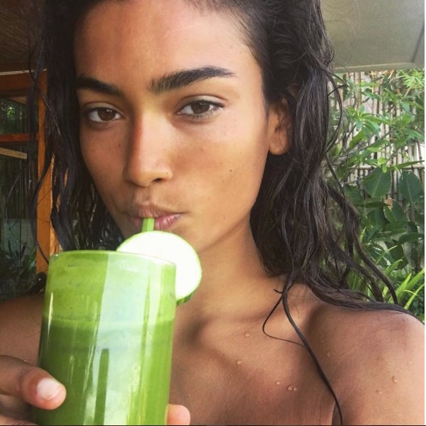 Kelly Gale, Victoria