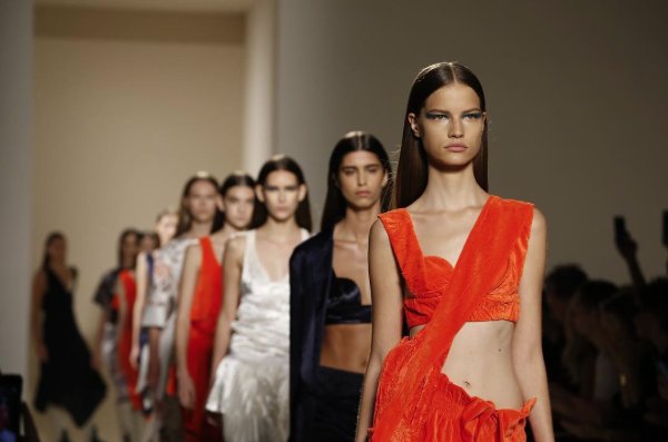 Victoria Beckham kolekcja wiosna-lato 2017