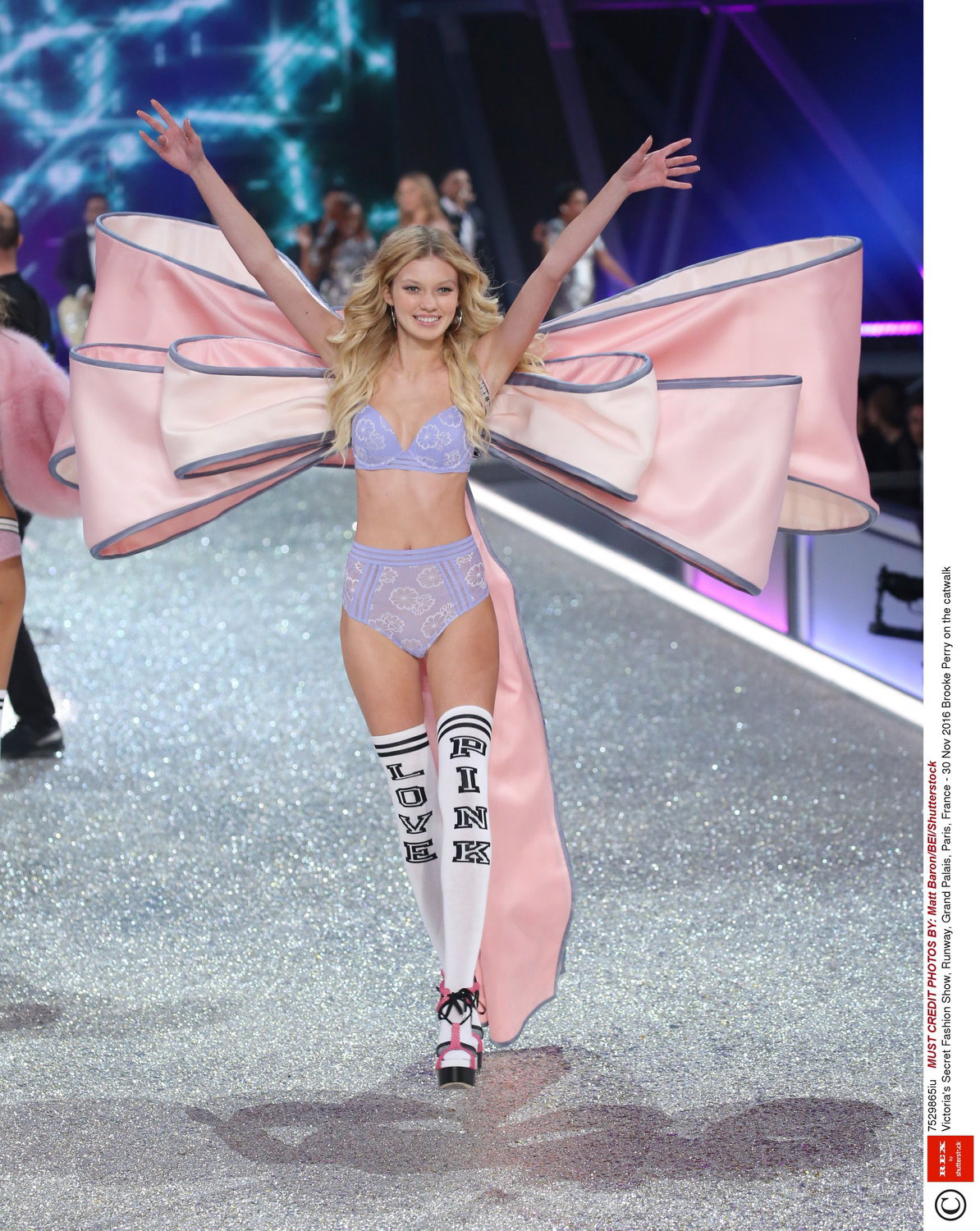 Pokaz Victoria's Secret 2016