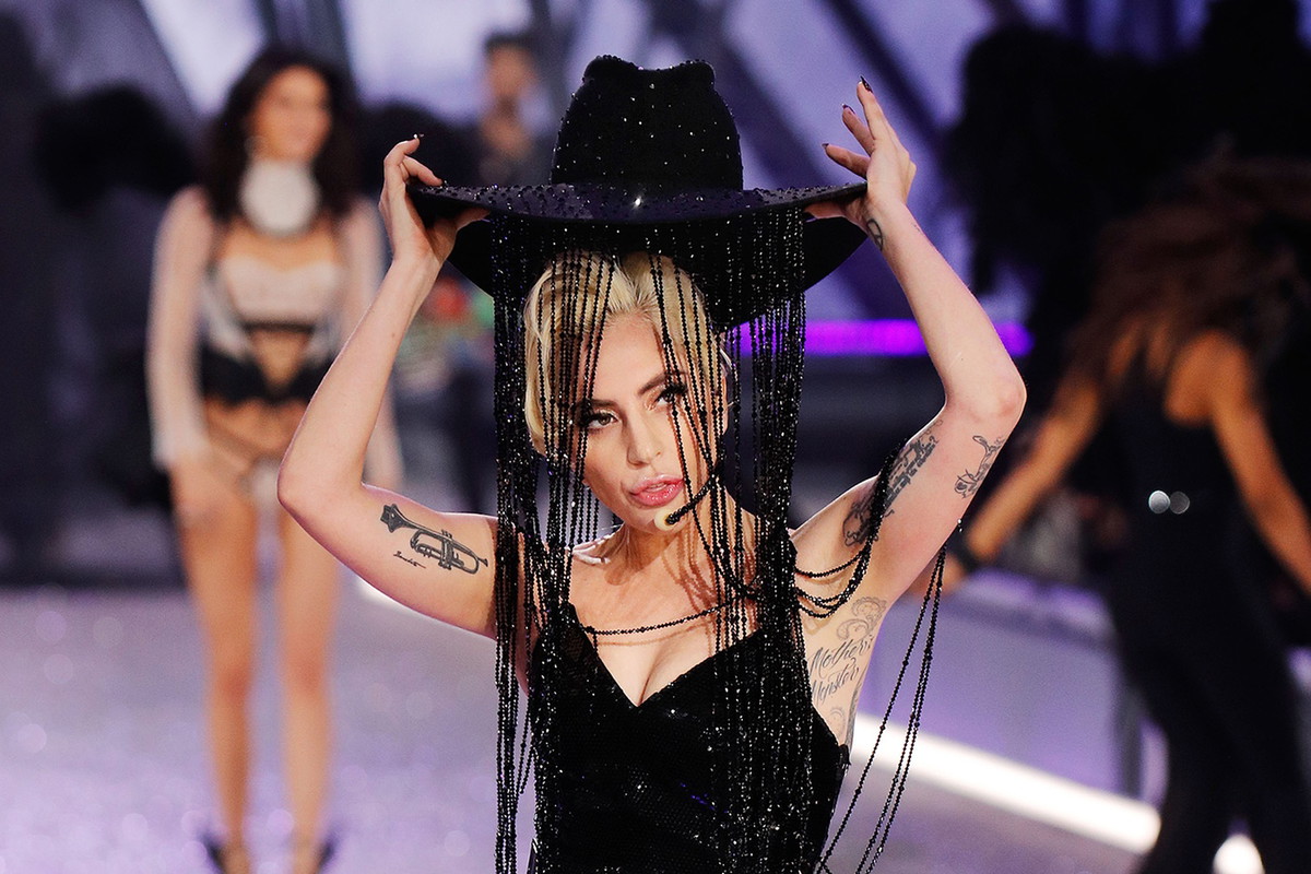 Lady Gaga na pokazie Victoria's Secret