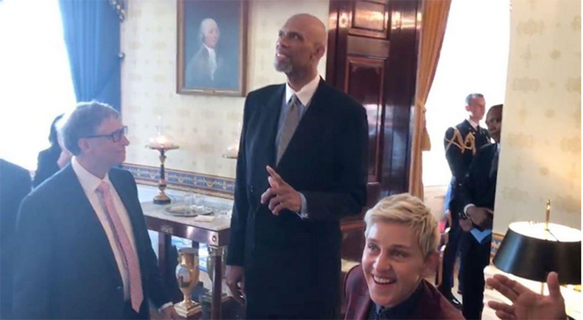 Czy to najlepszy #MannequinChallenge na Instagramie? Tak i musicie go zobaczyć