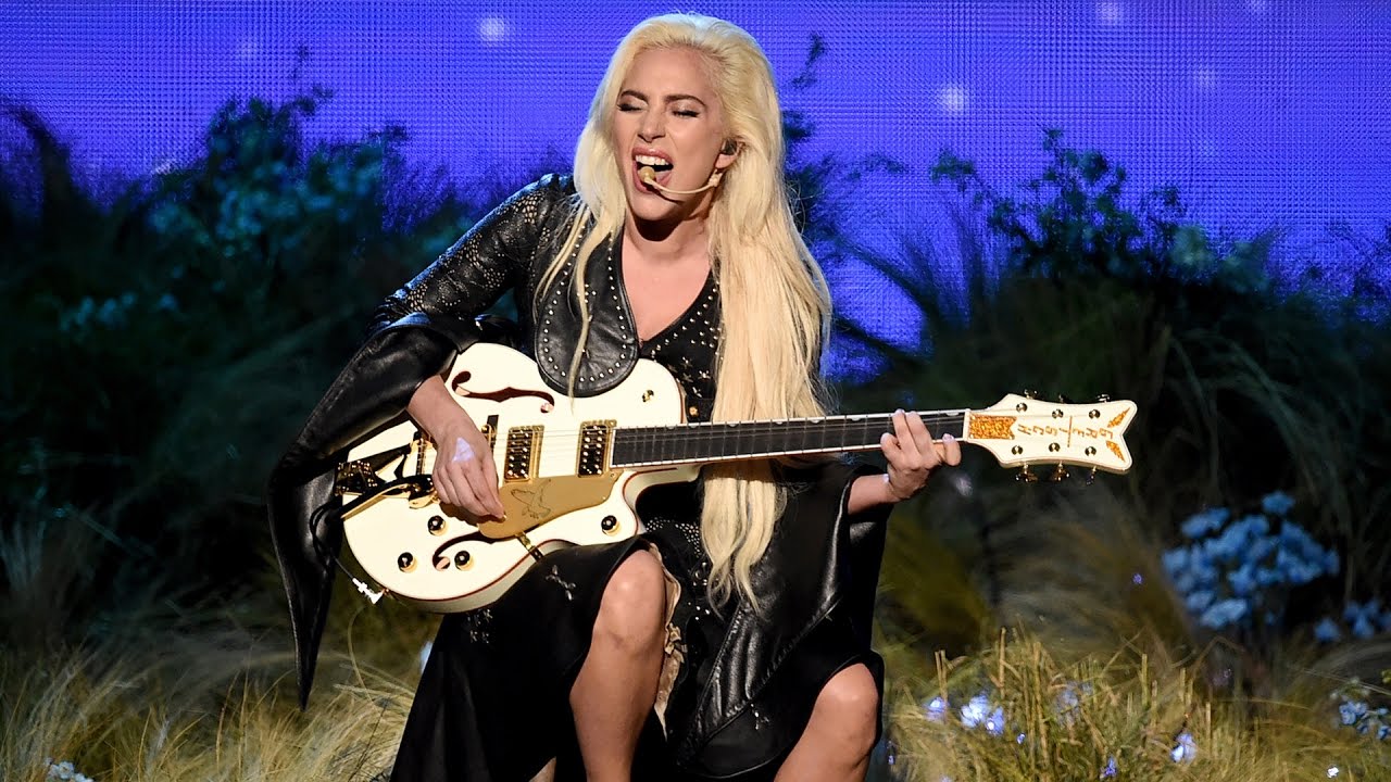 Lady Gaga zachwyciła występem na żywo podczas American Music Awards 2016
